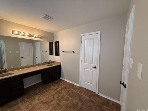 4523 Orchard Rim San Antonio TX 78259