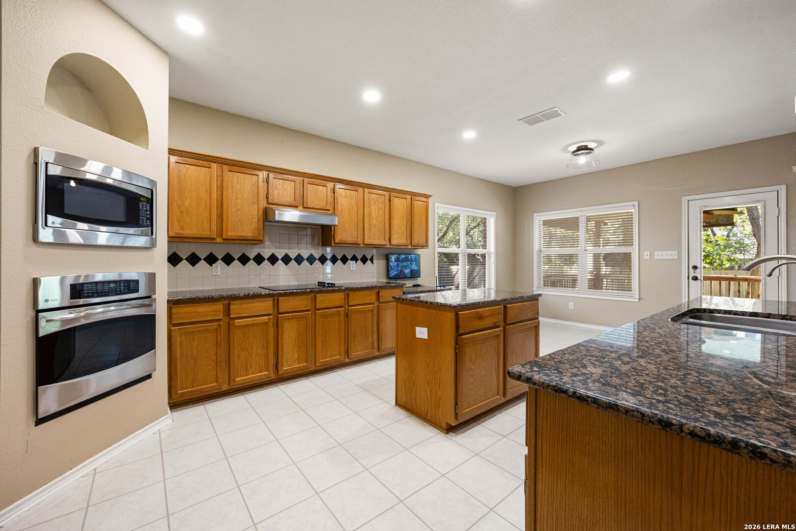 16718 Worthington San Antonio TX 78248