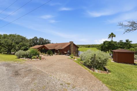 614 County Road 372 Sandia TX 78383