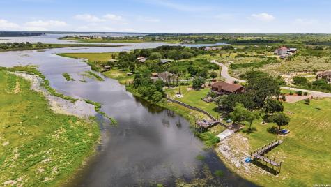 614 County Road 372 Sandia TX 78383