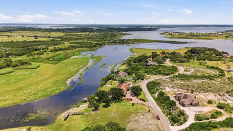 614 County Road 372 Sandia TX 78383