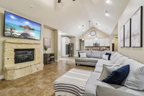 527 Pecan Forest New Braunfels TX 78130
