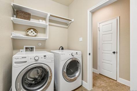 527 Pecan Forest New Braunfels TX 78130