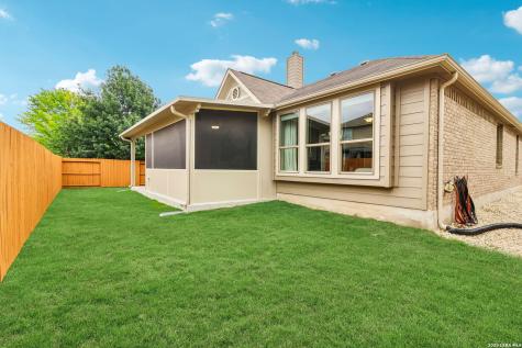 527 Pecan Forest New Braunfels TX 78130