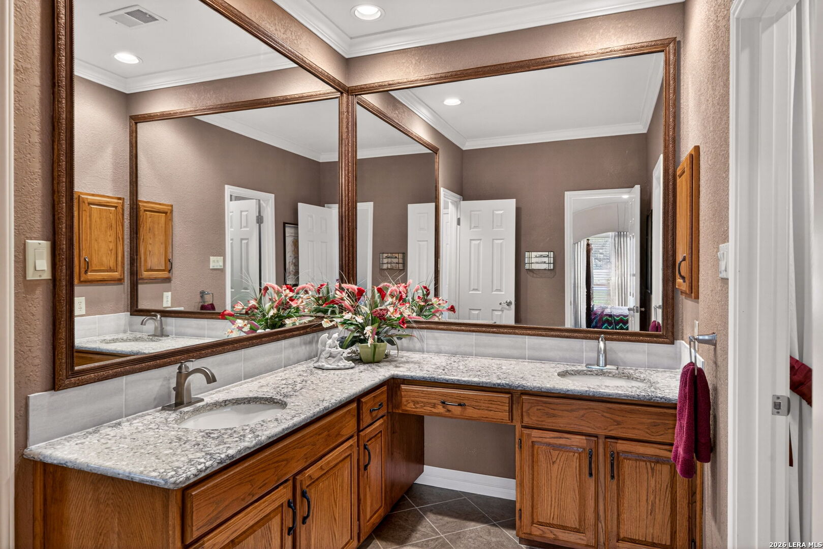 8639 Raintree Woods Drive Fair Oaks Ranch TX 78015