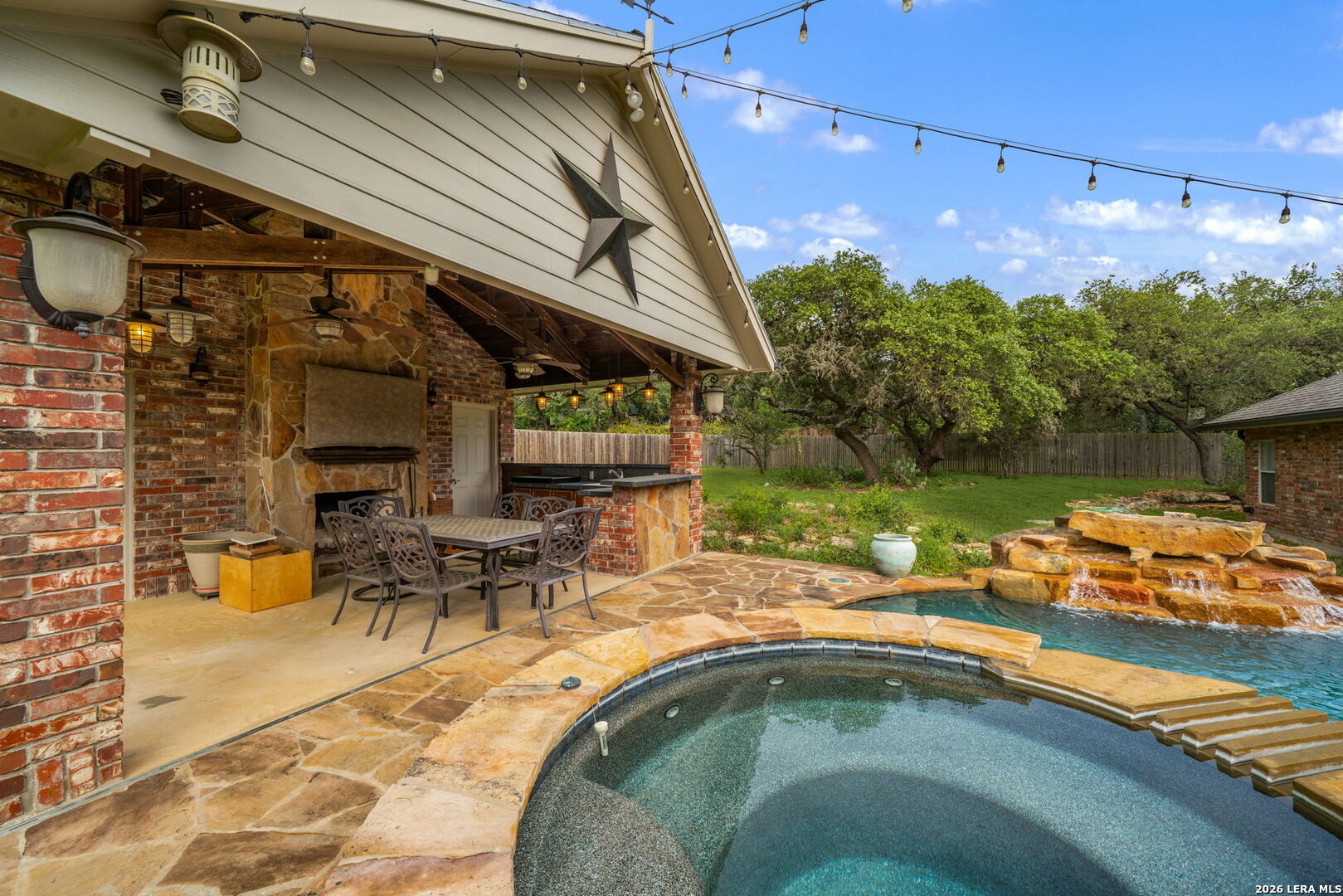 8639 Raintree Woods Drive Fair Oaks Ranch TX 78015