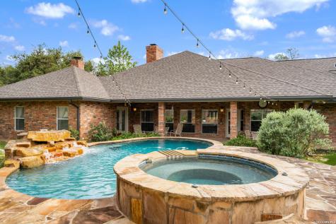 8639 Raintree Woods Drive Fair Oaks Ranch TX 78015