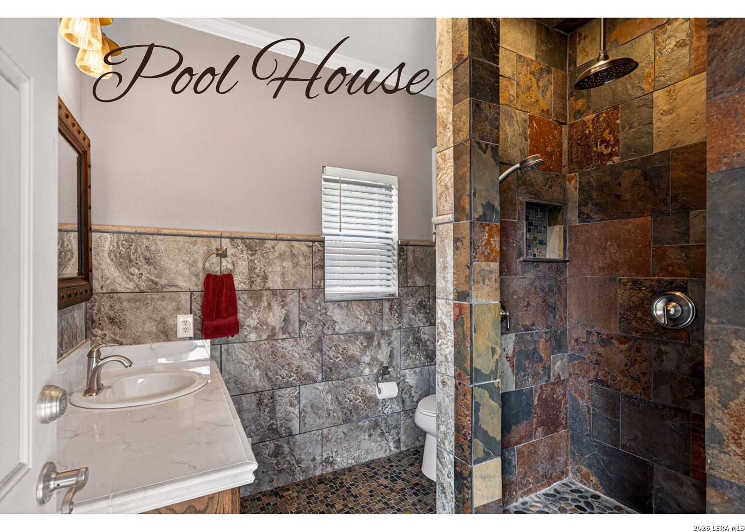 8639 Raintree Woods Drive Fair Oaks Ranch TX 78015