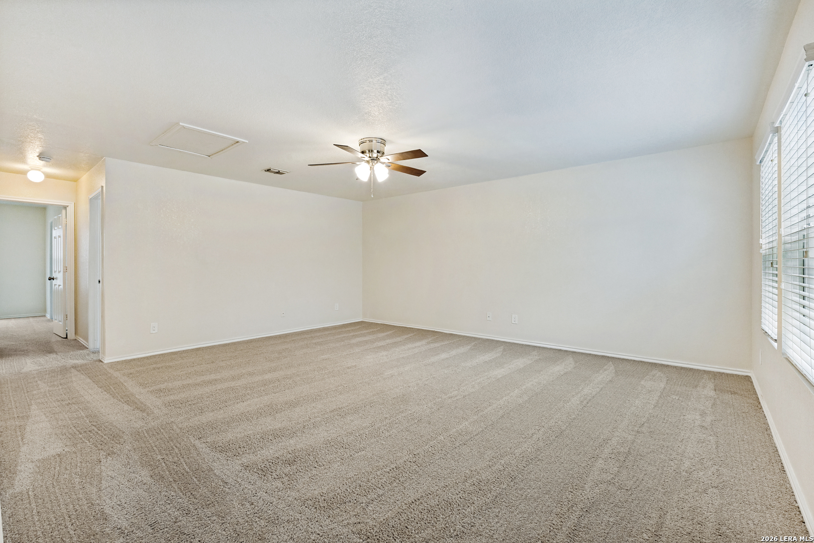 321 Hinge Loop Cibolo TX 78108