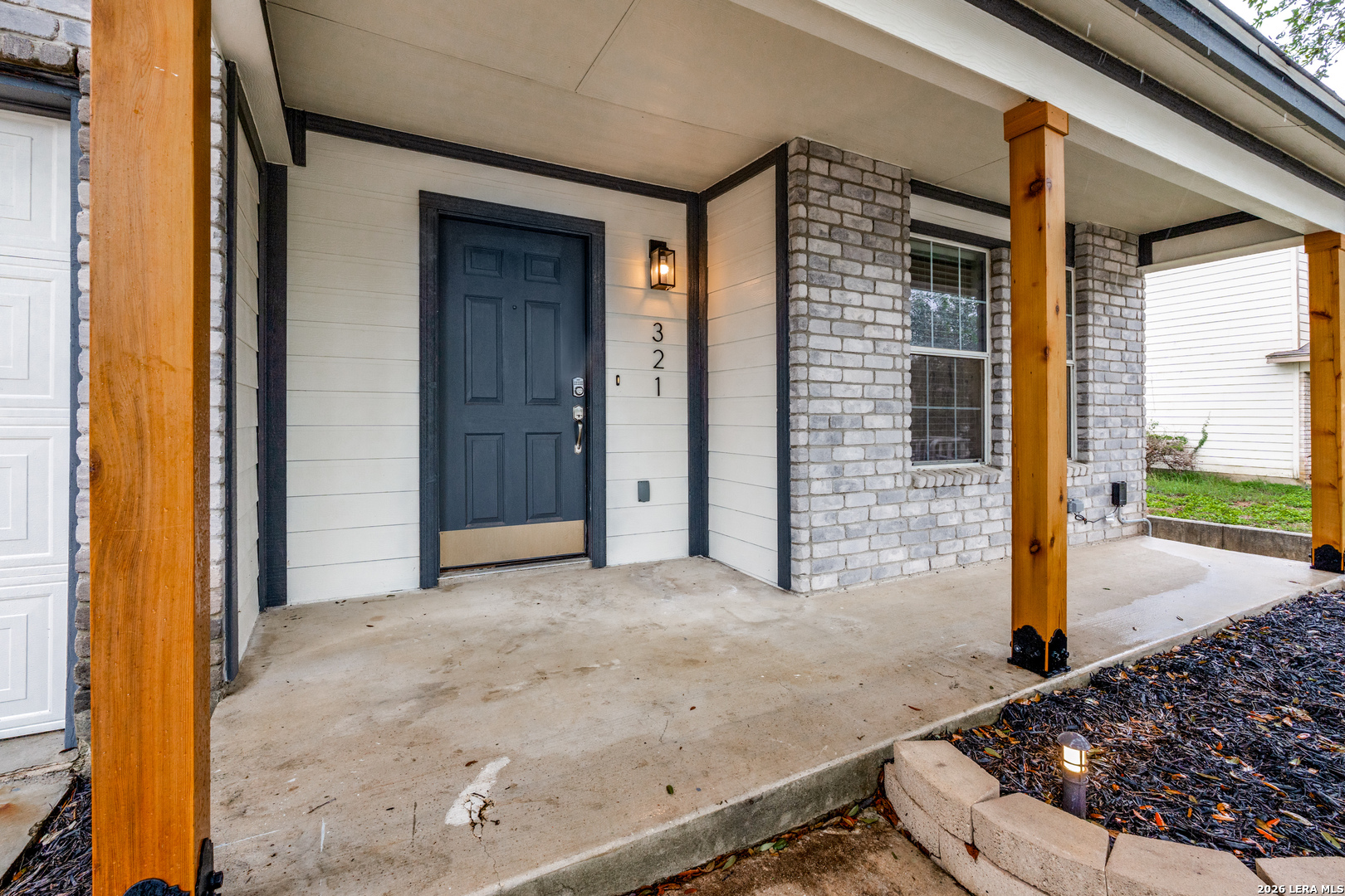 321 Hinge Loop Cibolo TX 78108
