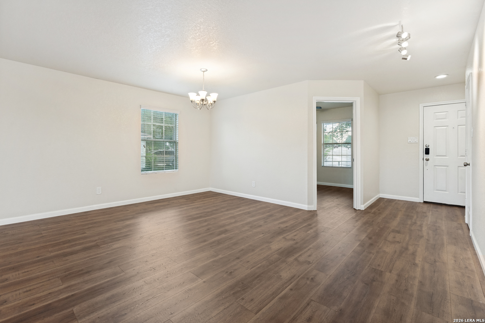 321 Hinge Loop Cibolo TX 78108