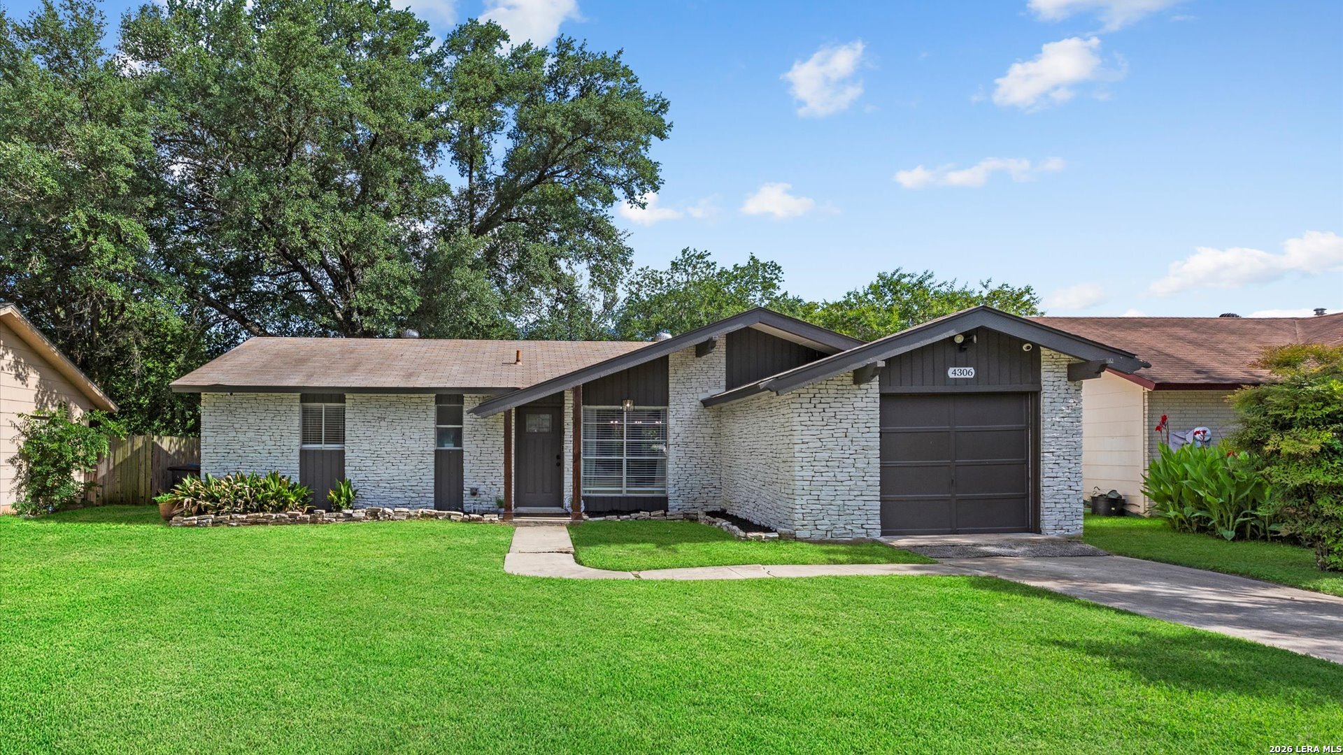 4306 Desert View Drive San Antonio TX 78217
