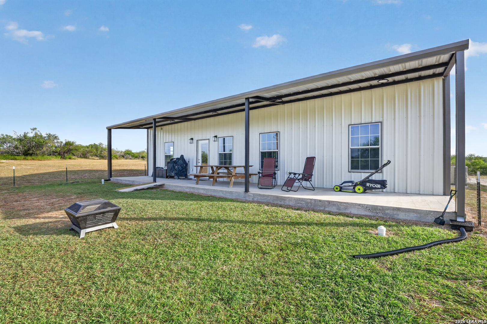 185 Pr 7460 Kenedy TX 78119