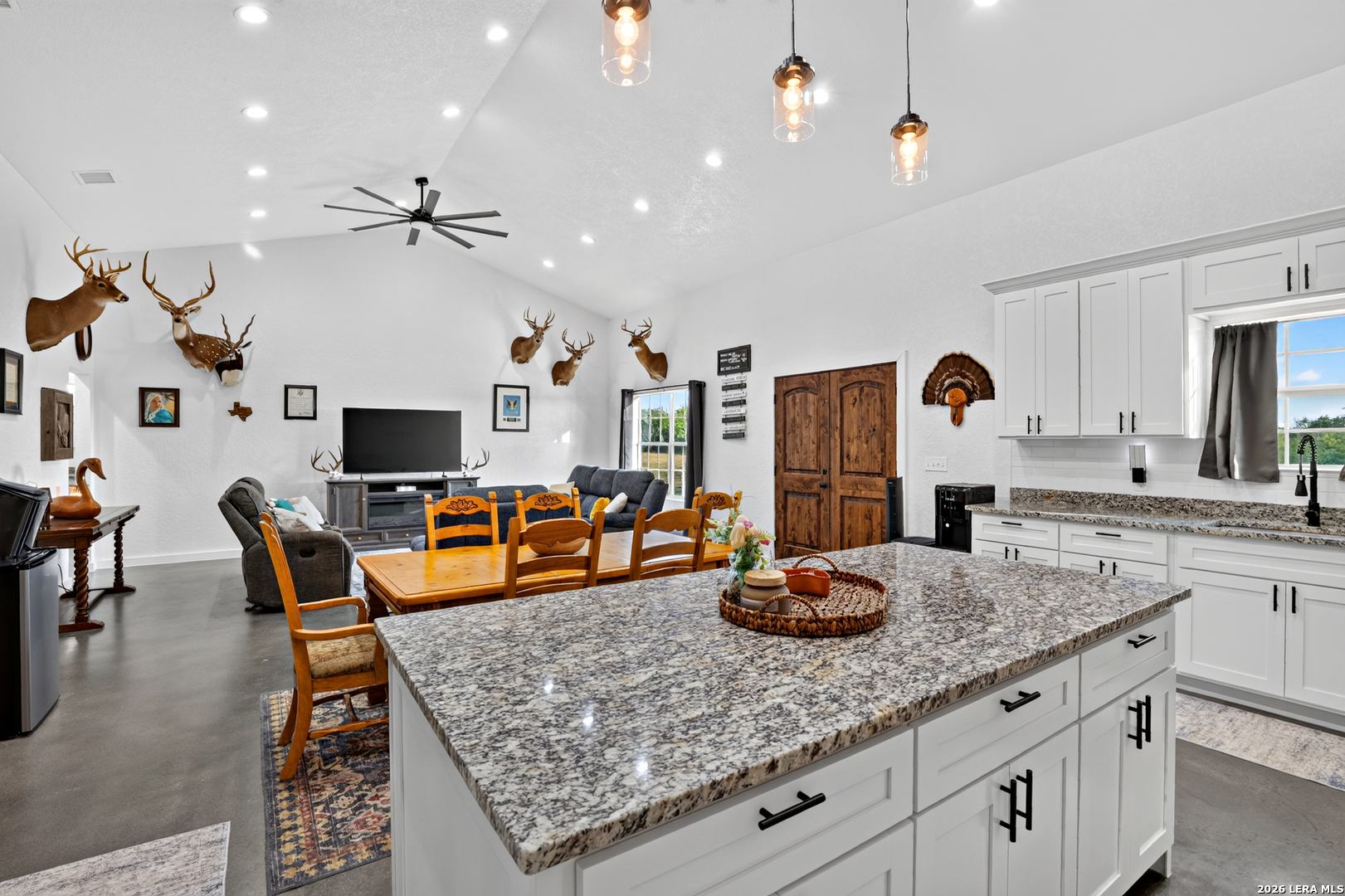 185 Pr 7460 Kenedy TX 78119
