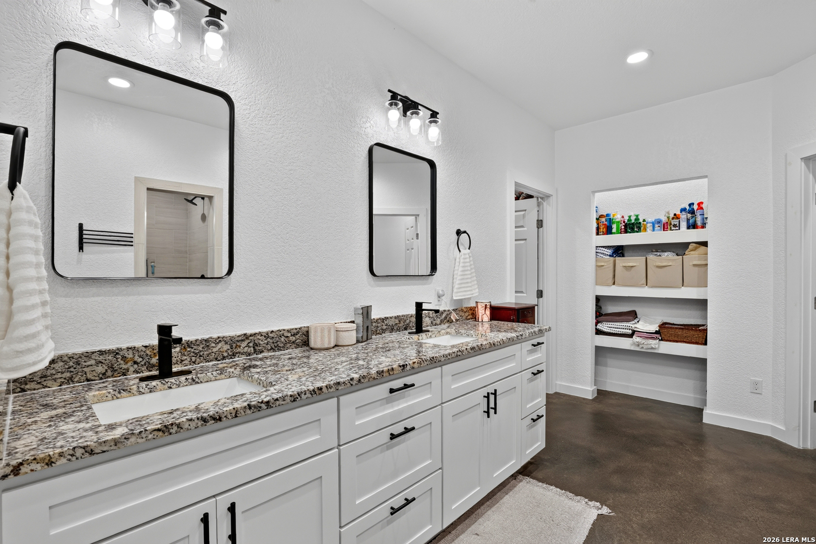185 Pr 7460 Kenedy TX 78119