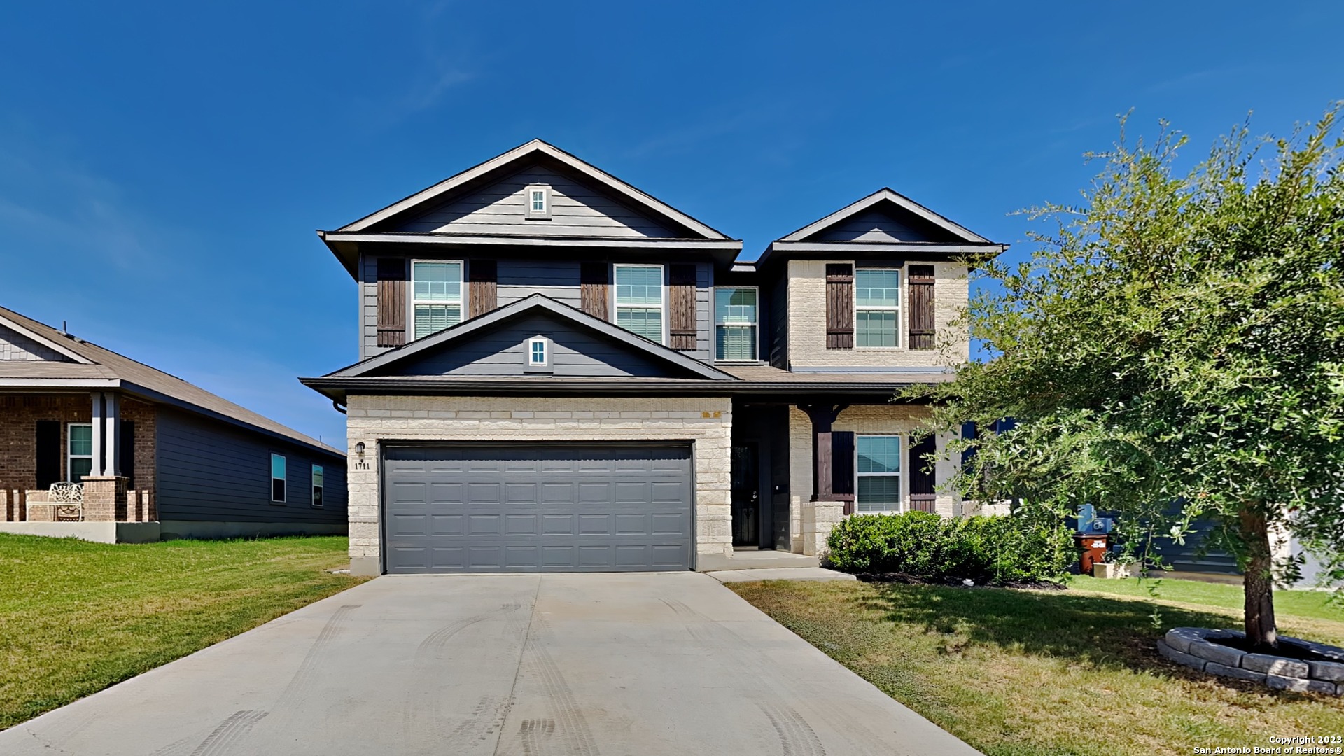 1711 Golden Maple San Antonio TX 78245