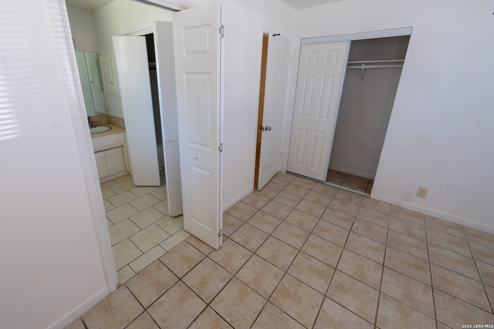 7323 Canterfield San Antonio TX 78240