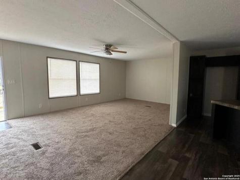 925 Pr 2630-summit Orchard Lane Moore TX 78057