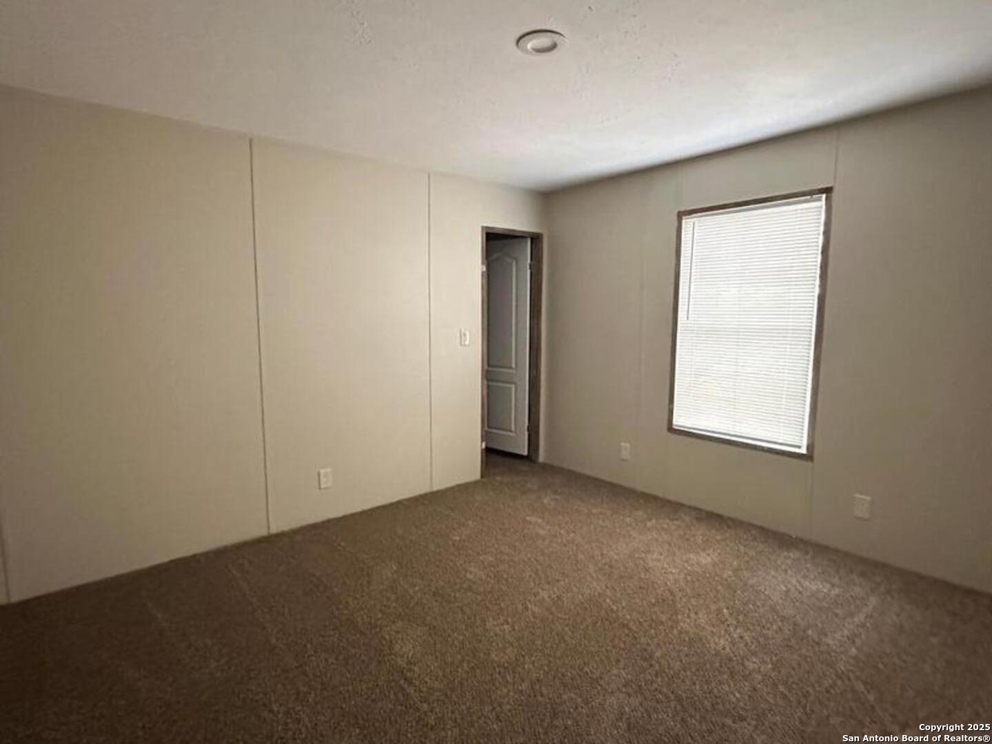 925 Pr 2630-summit Orchard Lane Moore TX 78057