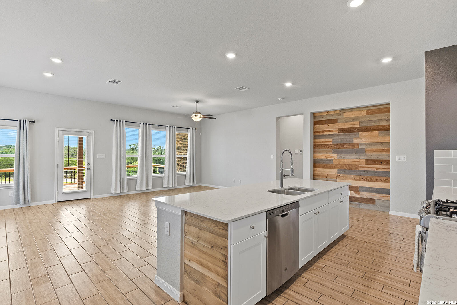 5317 Black Walnut Bulverde TX 78163