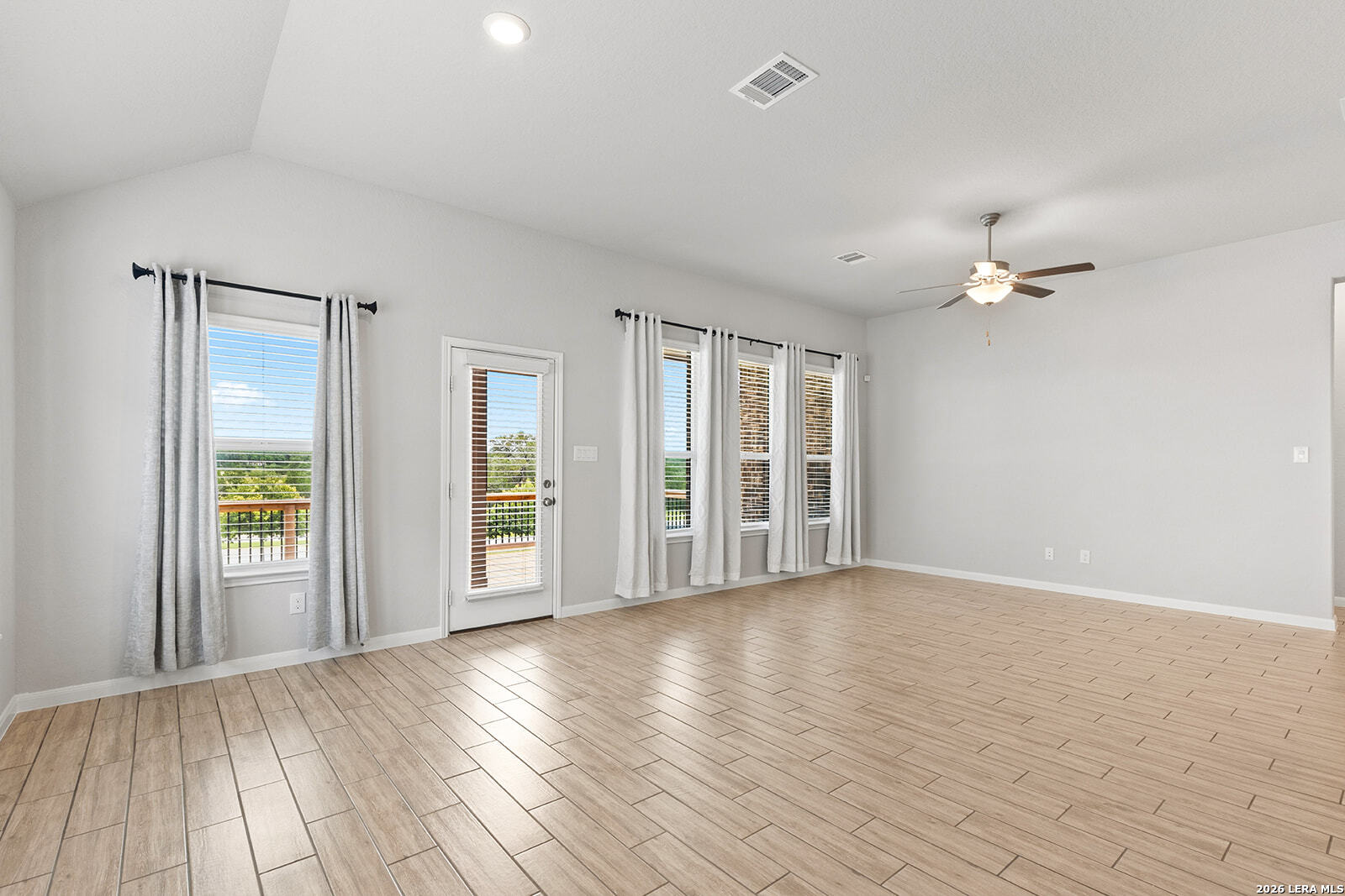 5317 Black Walnut Bulverde TX 78163