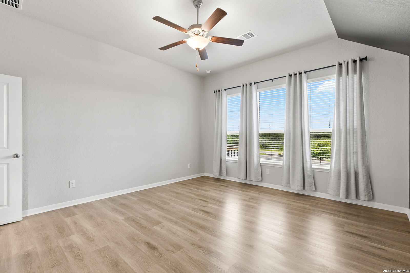 5317 Black Walnut Bulverde TX 78163