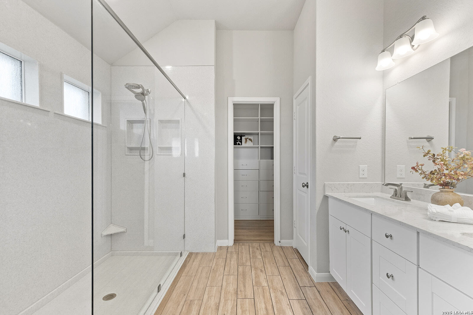 5317 Black Walnut Bulverde TX 78163