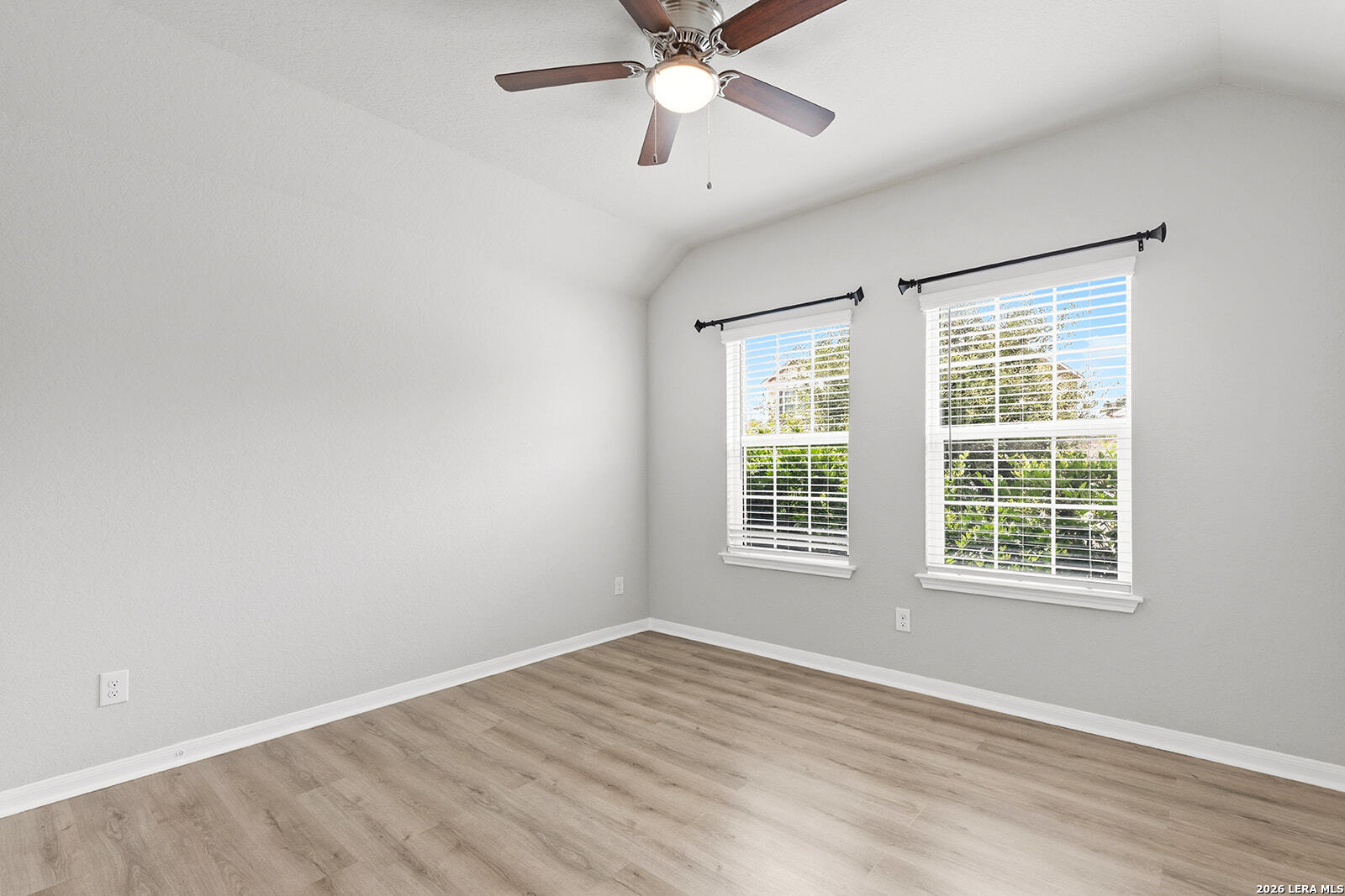 5317 Black Walnut Bulverde TX 78163