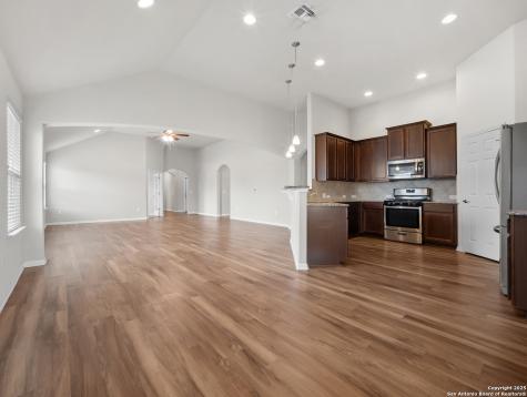 10333 Laurie Lane Austin TX 78747