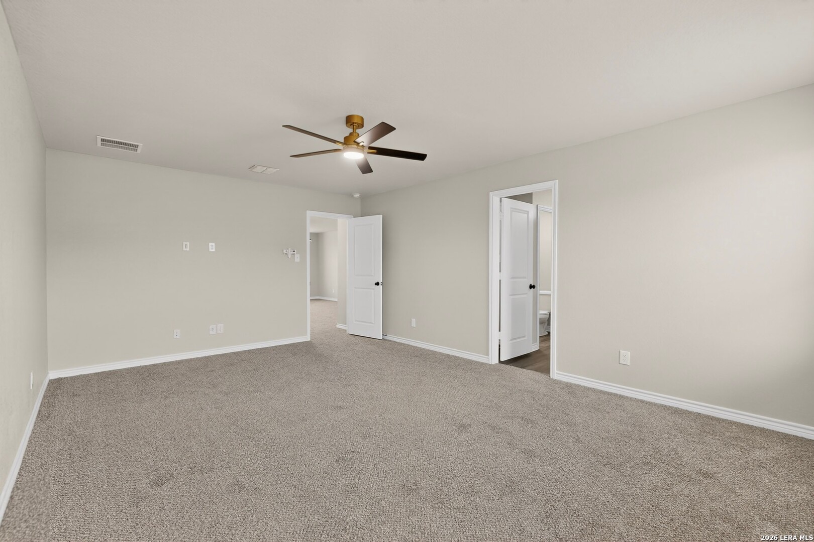 3520 Under Par San Antonio TX 78245