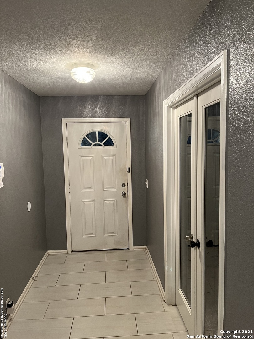 15710 Robin View San Antonio TX 78255