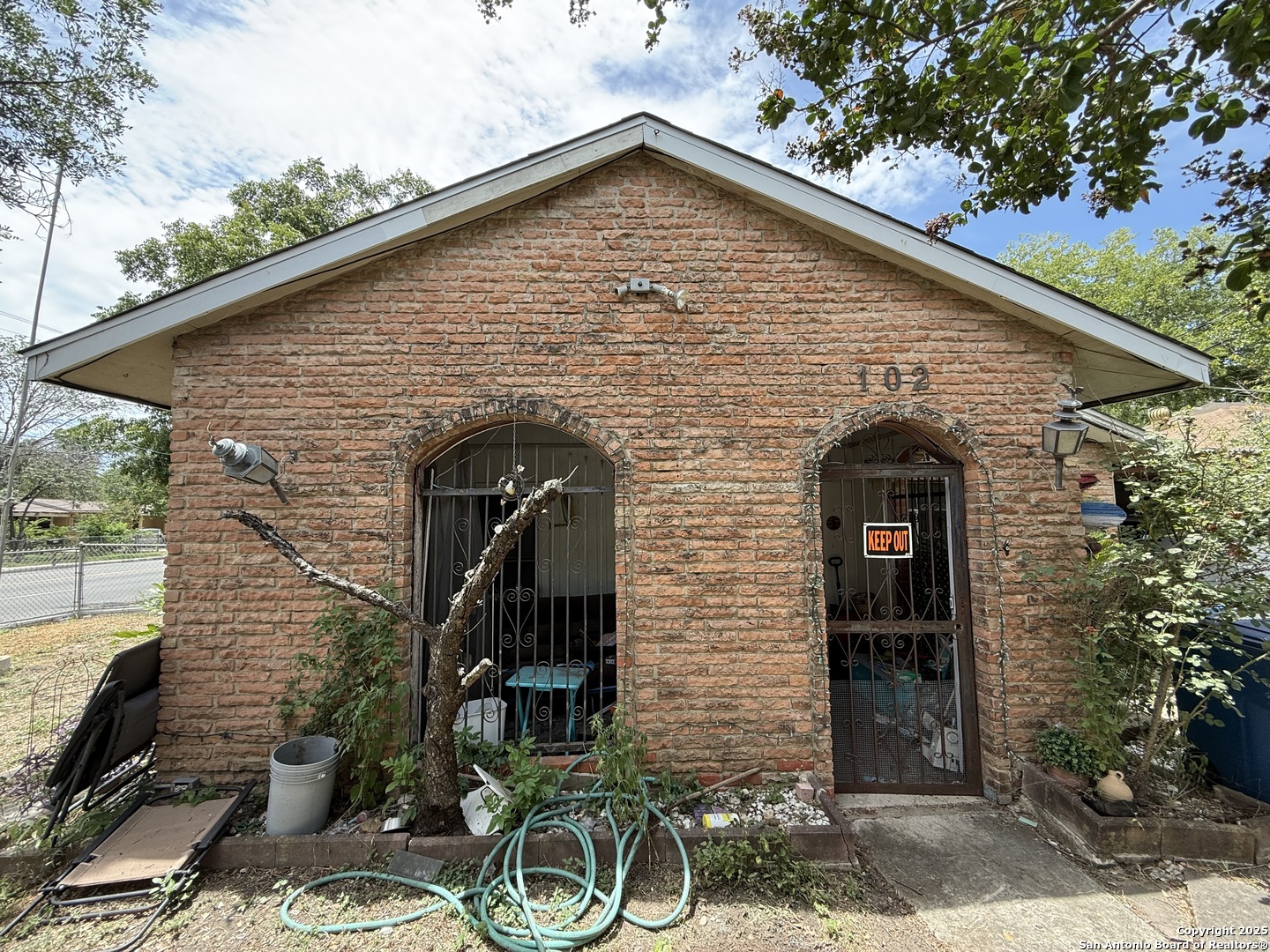 102 Fridell San Antonio TX 78237