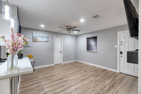 142 Hidden Valley San Antonio TX 78227