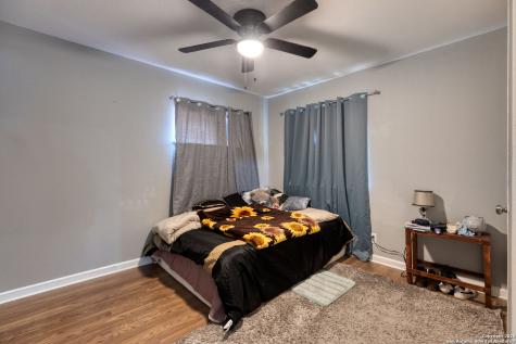 142 Hidden Valley San Antonio TX 78227