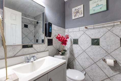142 Hidden Valley San Antonio TX 78227