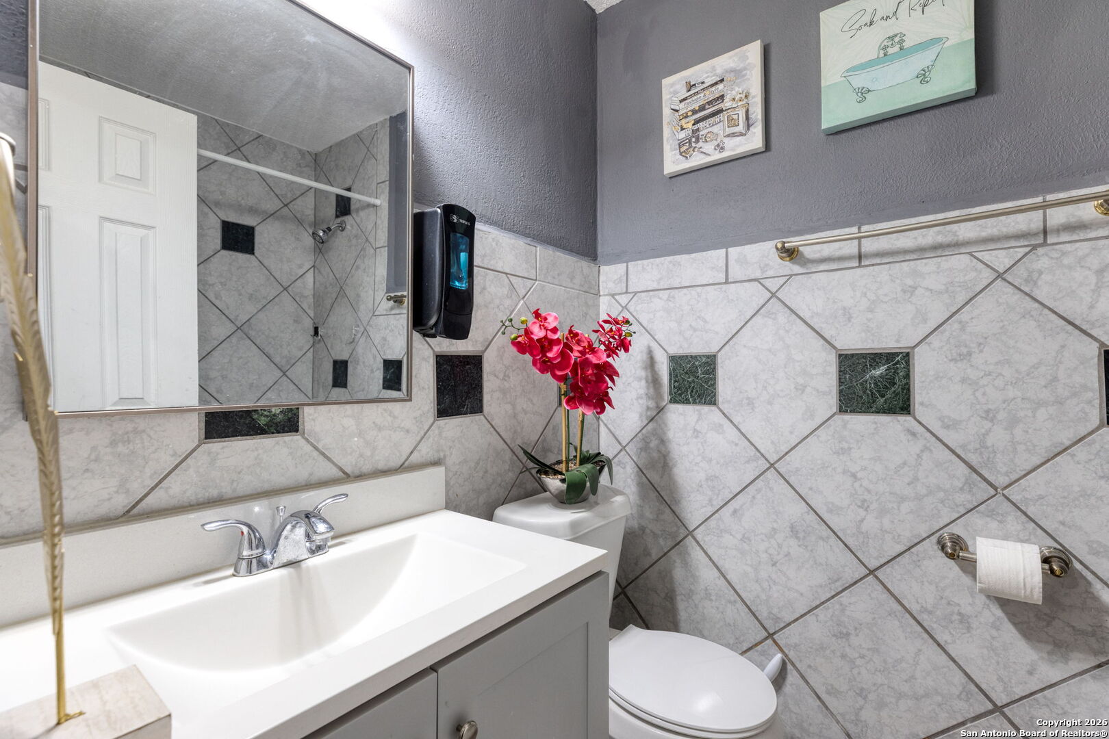 142 Hidden Valley San Antonio TX 78227