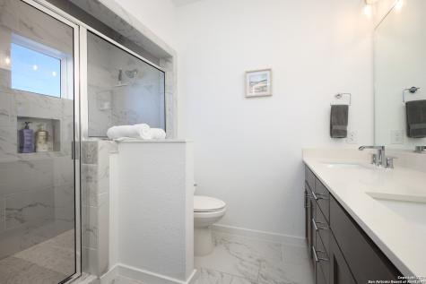210 W Poplar Street #101 San Antonio TX 78212