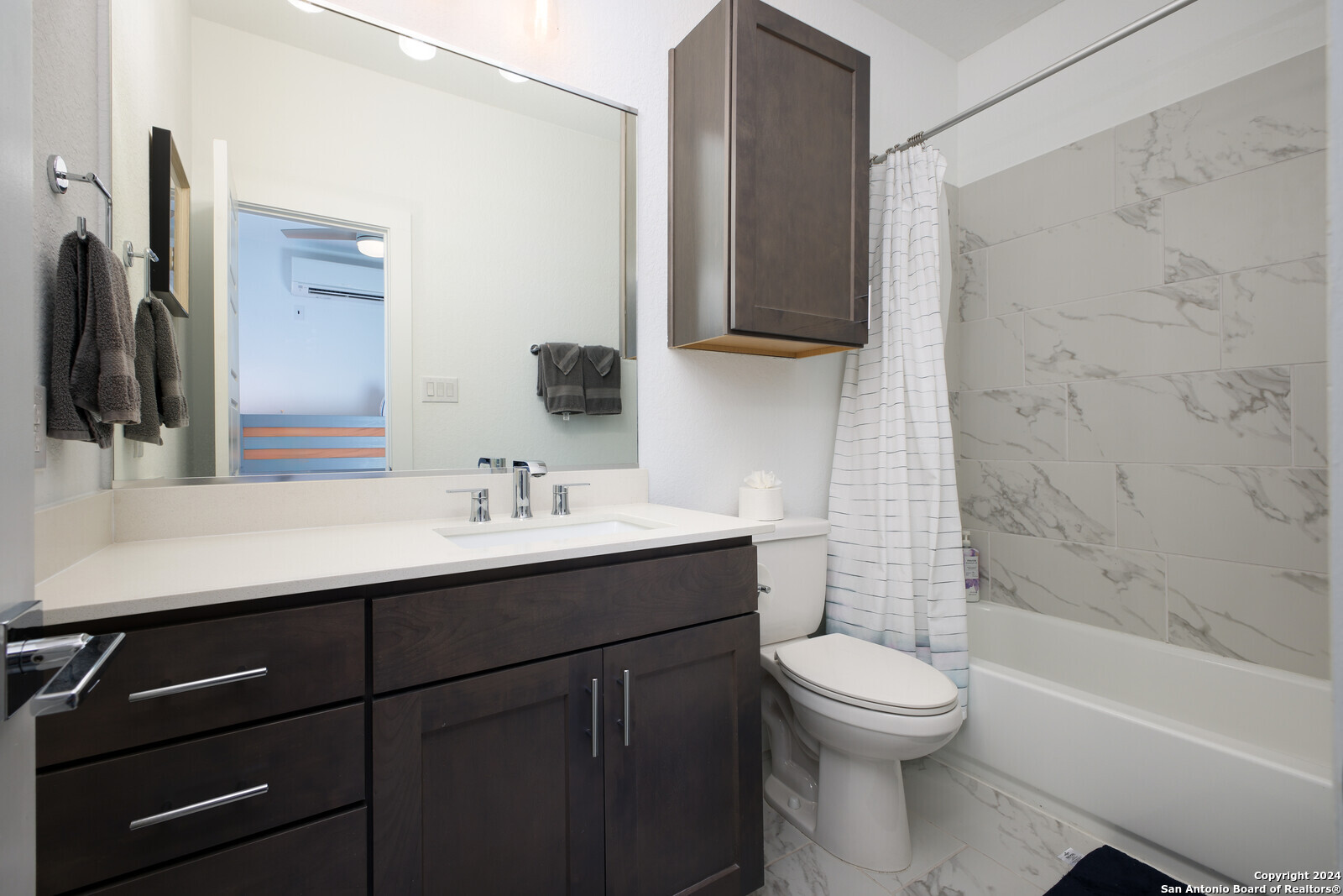 210 W Poplar Street #101 San Antonio TX 78212