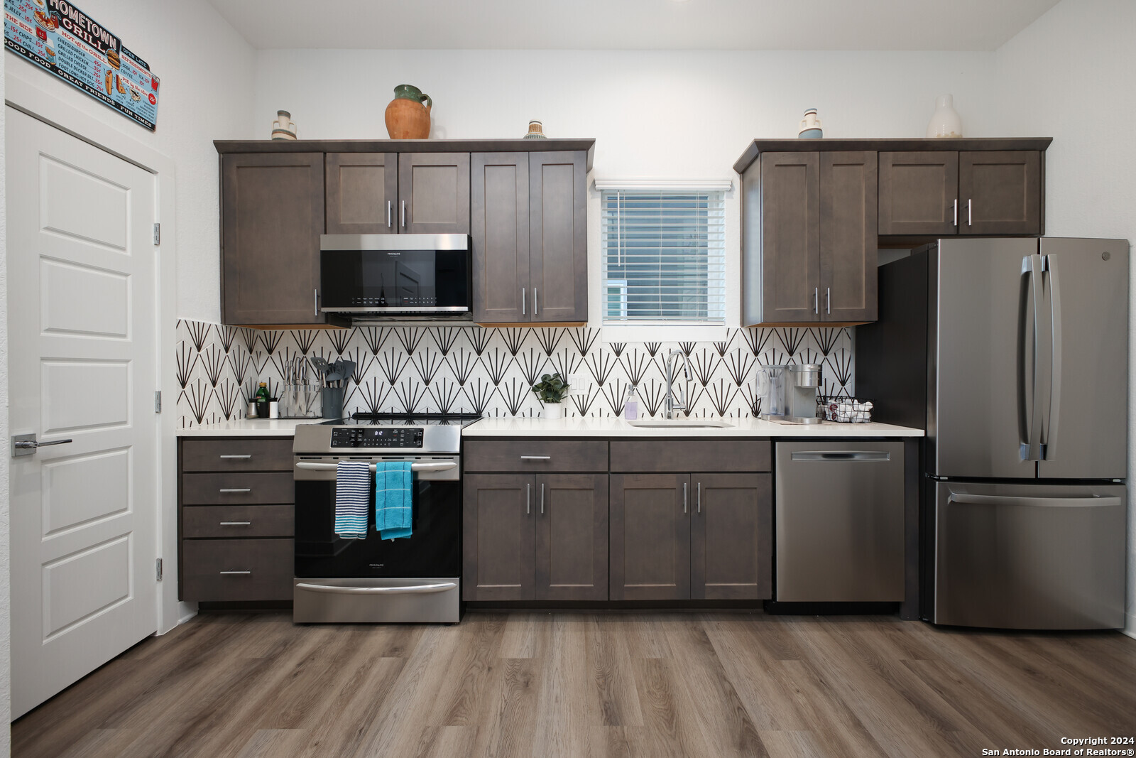 210 W Poplar Street #101 San Antonio TX 78212