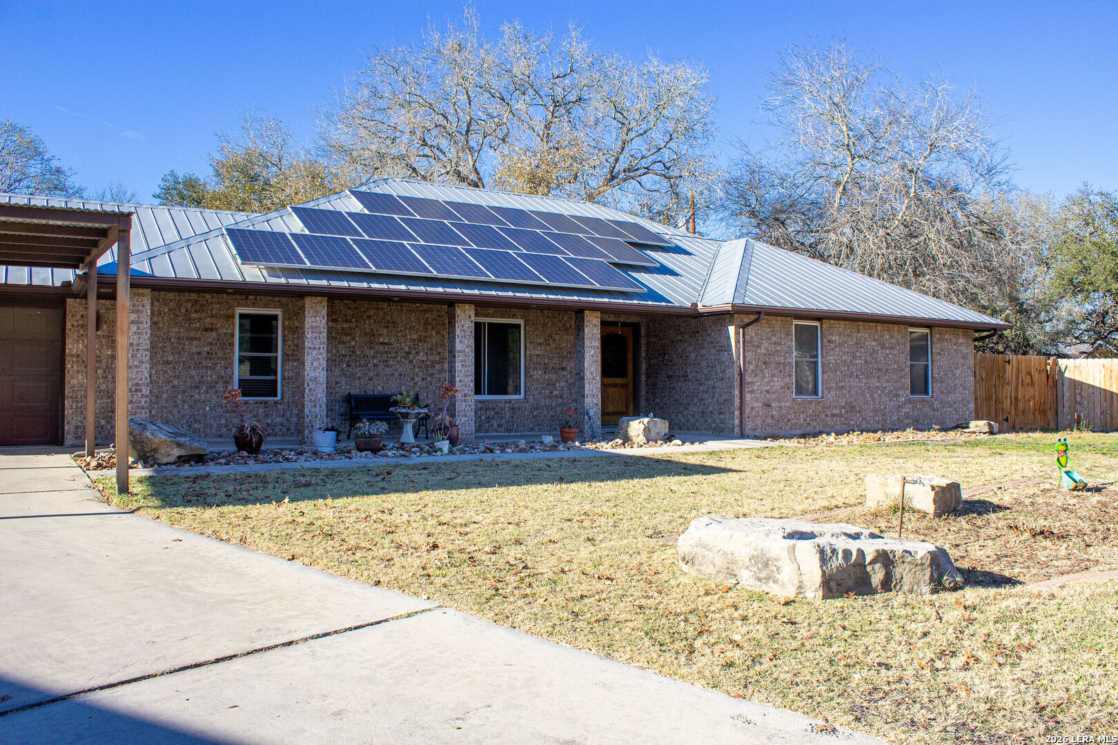 220 Eagle Nest Pleasanton TX 78064