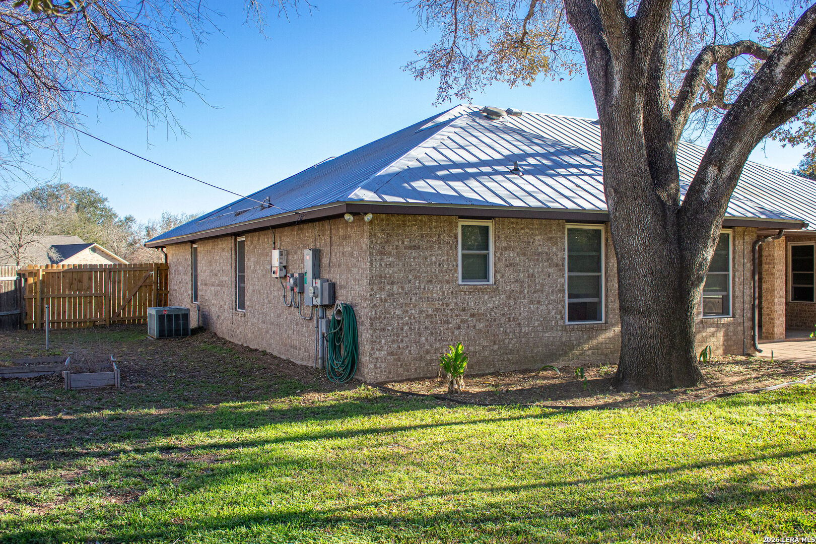 220 Eagle Nest Pleasanton TX 78064