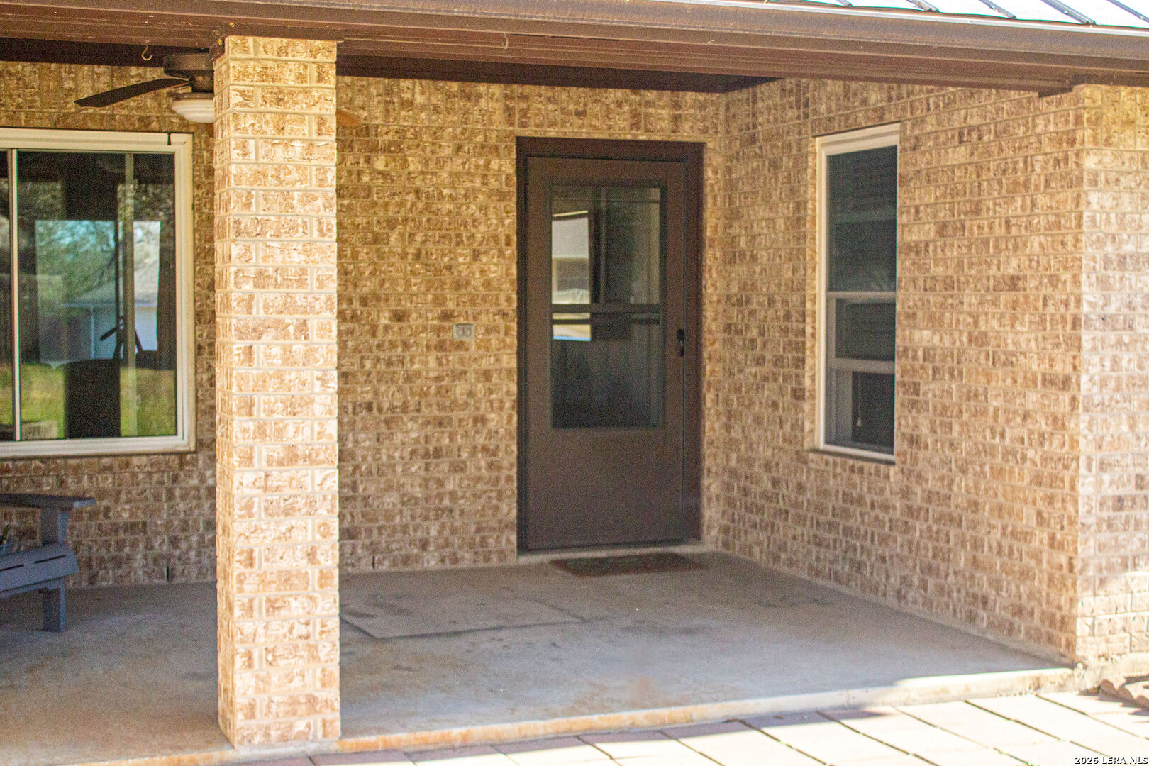 220 Eagle Nest Pleasanton TX 78064
