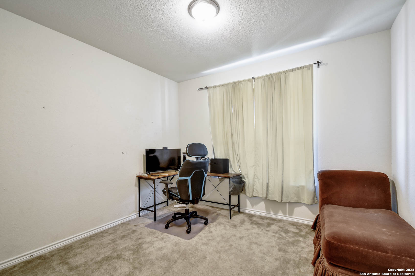 145 Rustic Universal City TX 78148