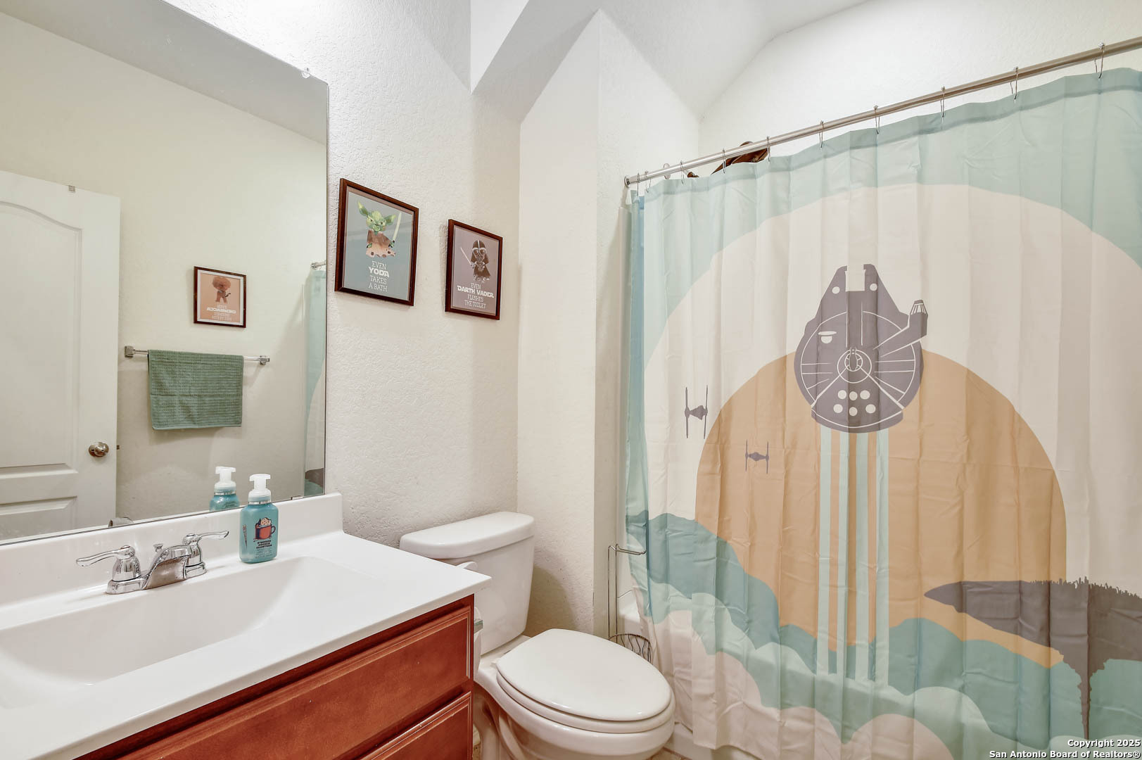 145 Rustic Universal City TX 78148