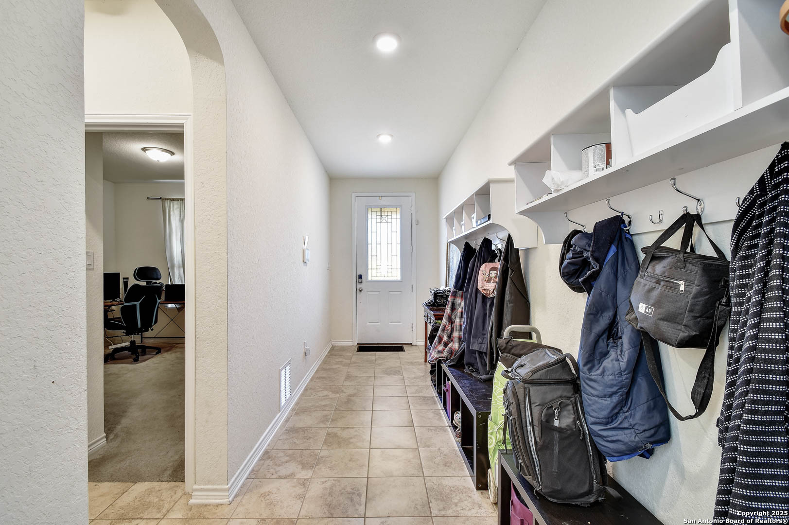 145 Rustic Universal City TX 78148