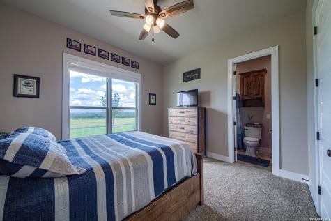 1188 County Road 328 Adkins TX 78101