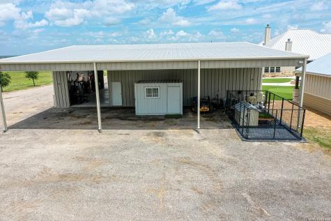 1188 County Road 328 Adkins TX 78101