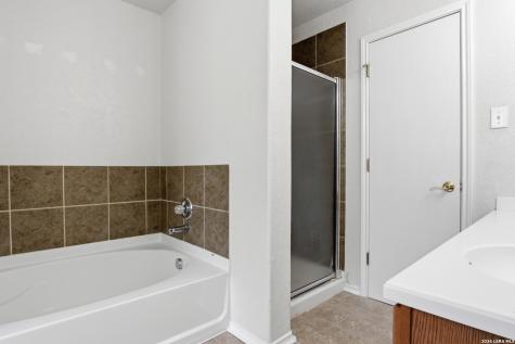 6734 Tezel Oaks San Antonio TX 78250