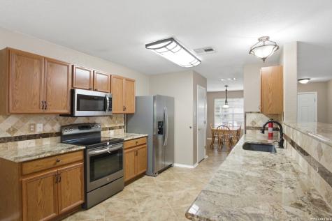 6734 Tezel Oaks San Antonio TX 78250