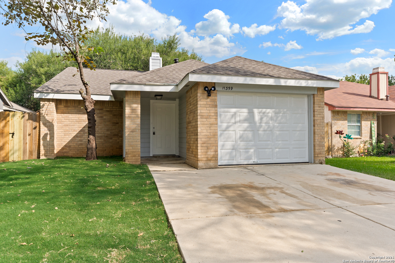 11359 Fish Springs San Antonio TX 78245